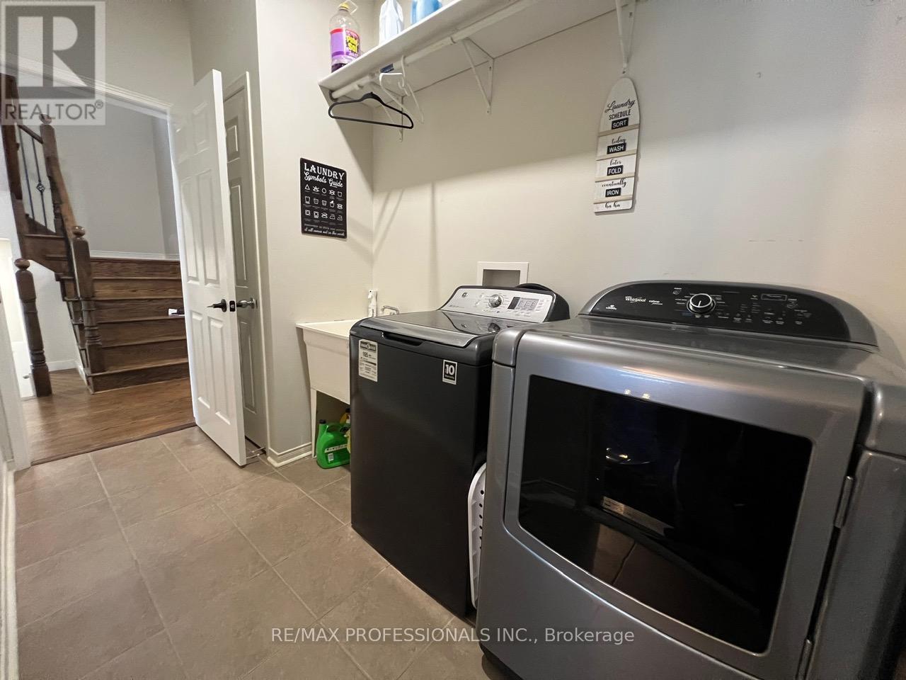 49 Liberty Crescent, Bradford West Gwillimbury, Ontario  L3Z 0P5 - Photo 23 - N12878612