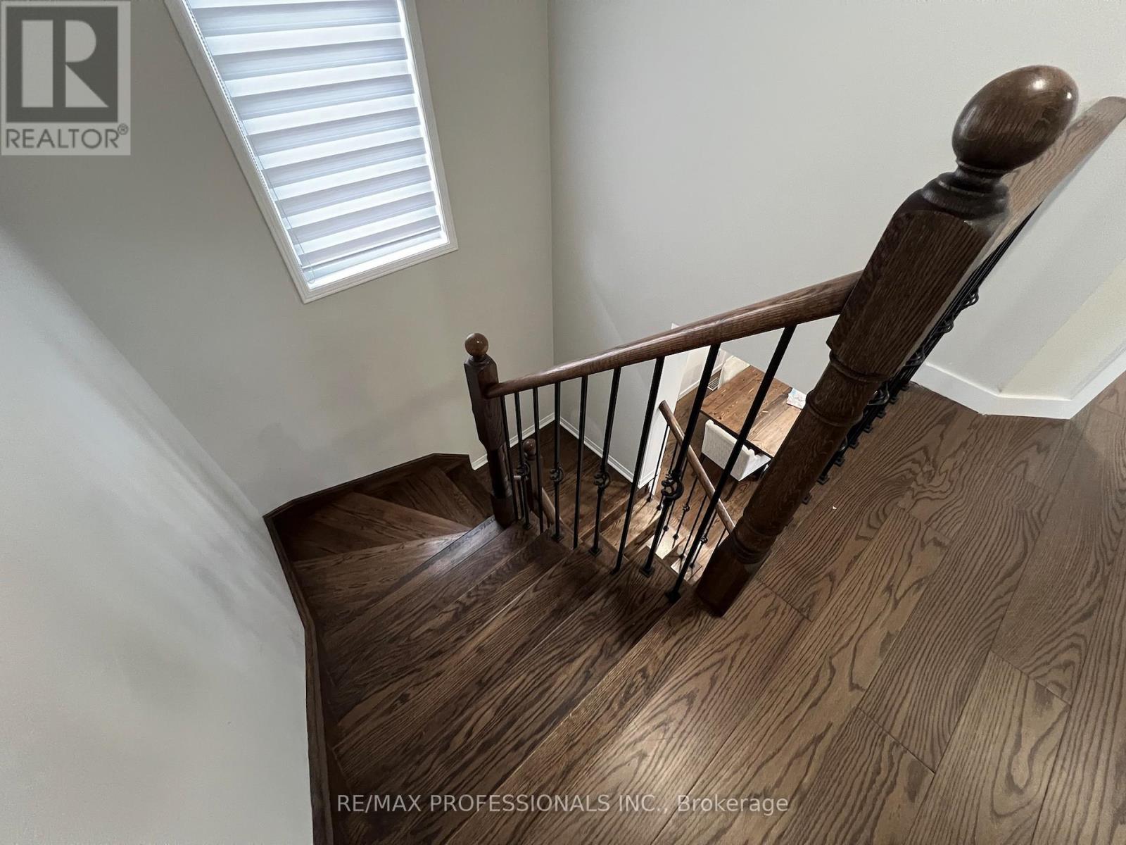 49 Liberty Crescent, Bradford West Gwillimbury, Ontario  L3Z 0P5 - Photo 24 - N12878612