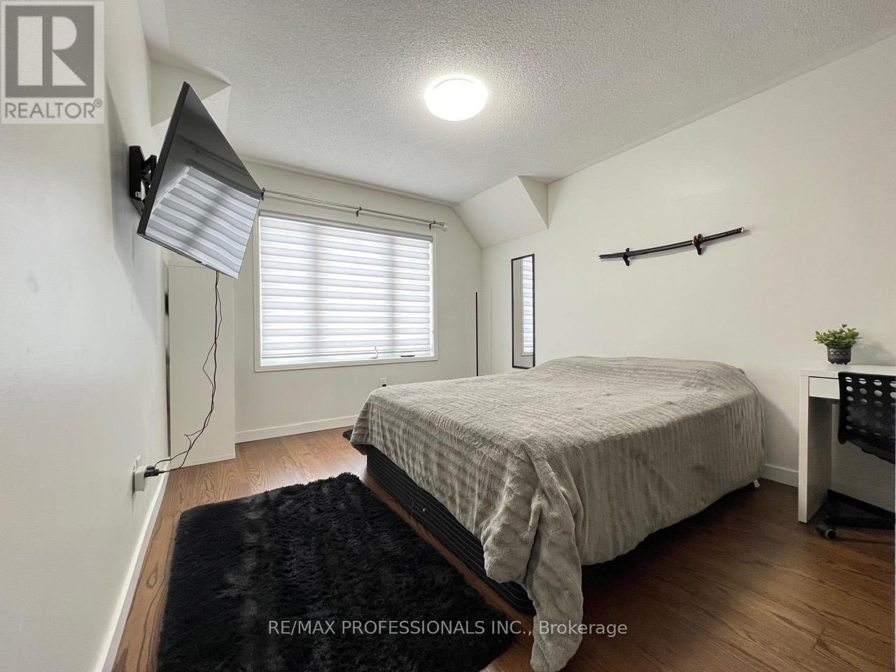 49 Liberty Crescent, Bradford West Gwillimbury, Ontario  L3Z 0P5 - Photo 34 - N12878612