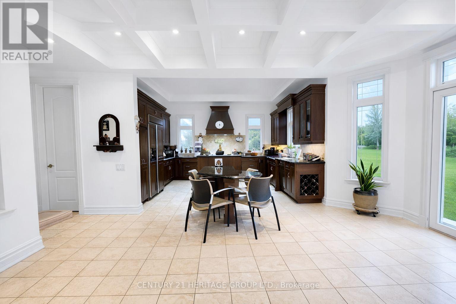 12 Prince Adam Court, King, Ontario  L7B 1M1 - Photo 15 - N12878618