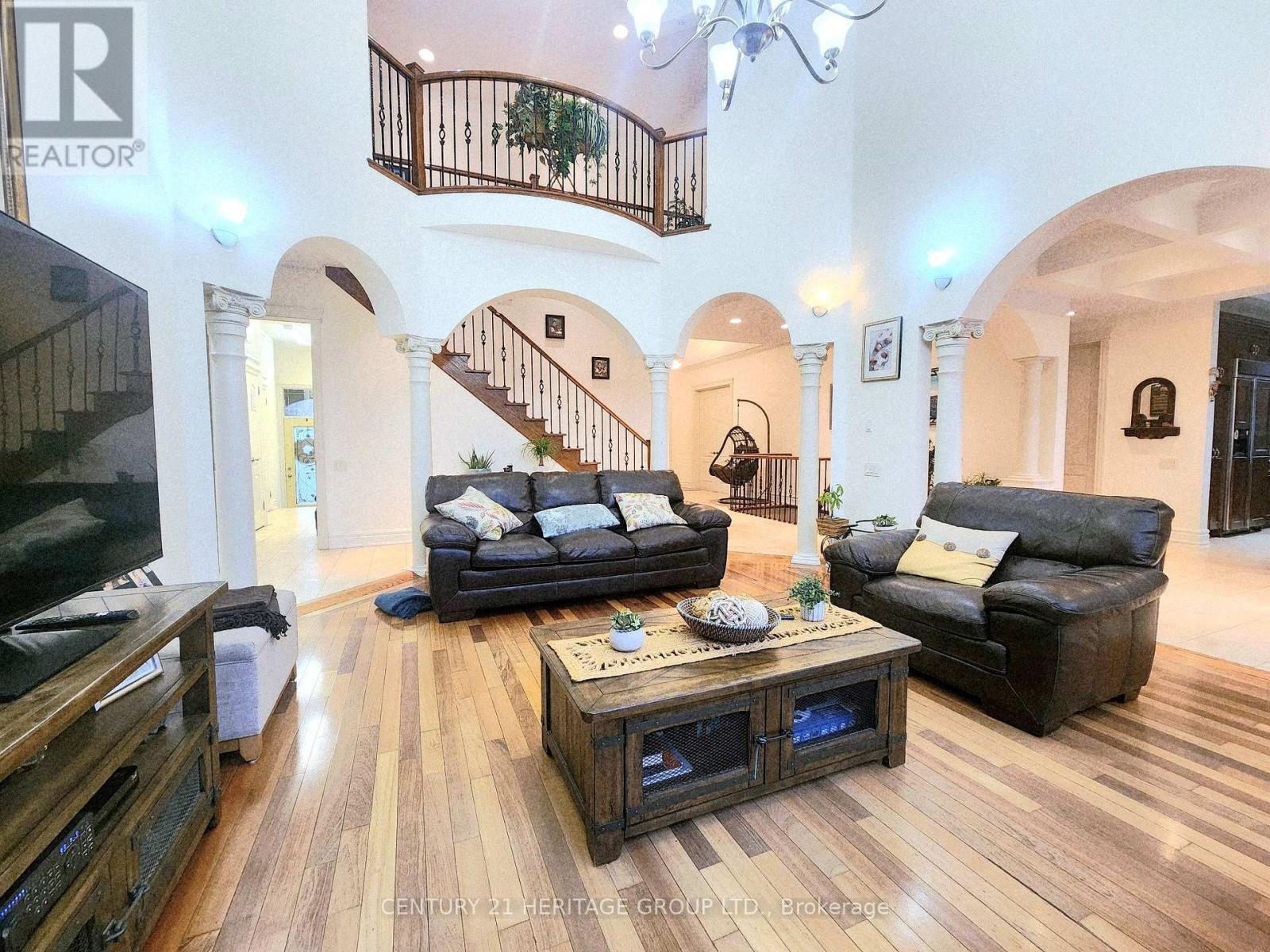 12 Prince Adam Court, King, Ontario  L7B 1M1 - Photo 20 - N12878618