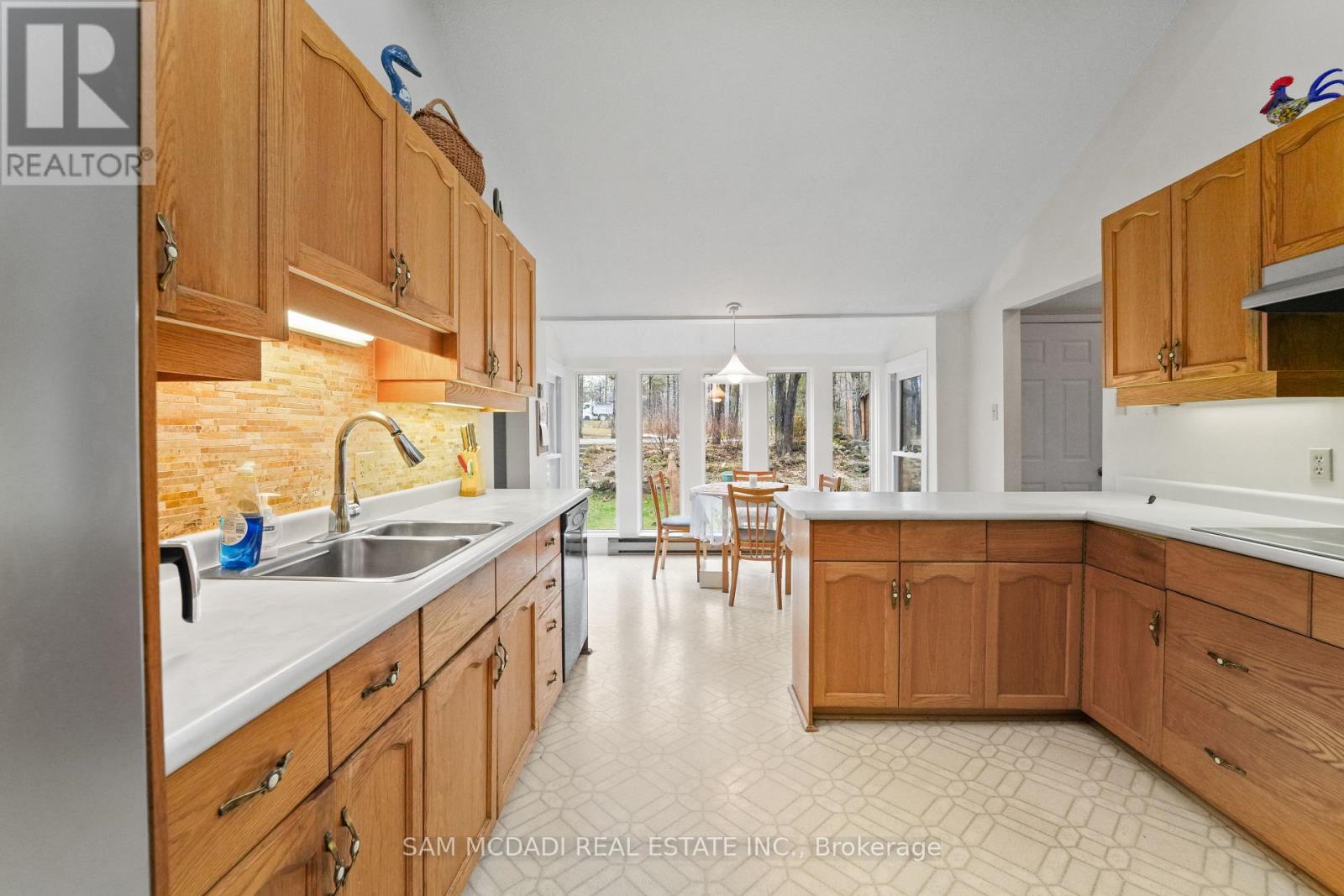 1415 County Rd 124, Clearview, Ontario  L0M 1H0 - Photo 9 - S12878620