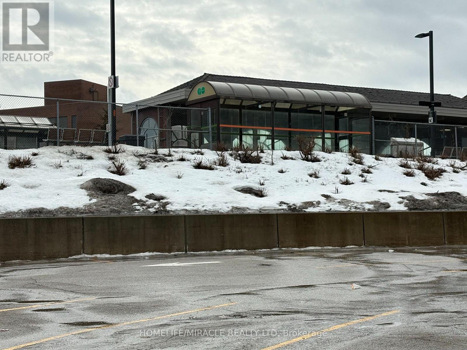 3 - 135 Main Street N, Brampton, Ontario  L6X 1M9 - Photo 24 - W12878580