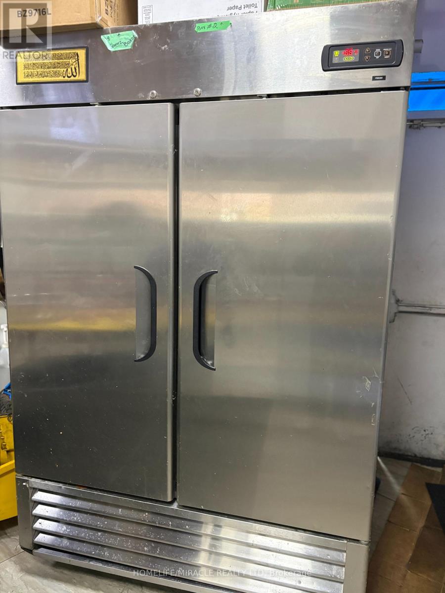 3 - 135 Main Street N, Brampton, Ontario  L6X 1M9 - Photo 8 - W12878580