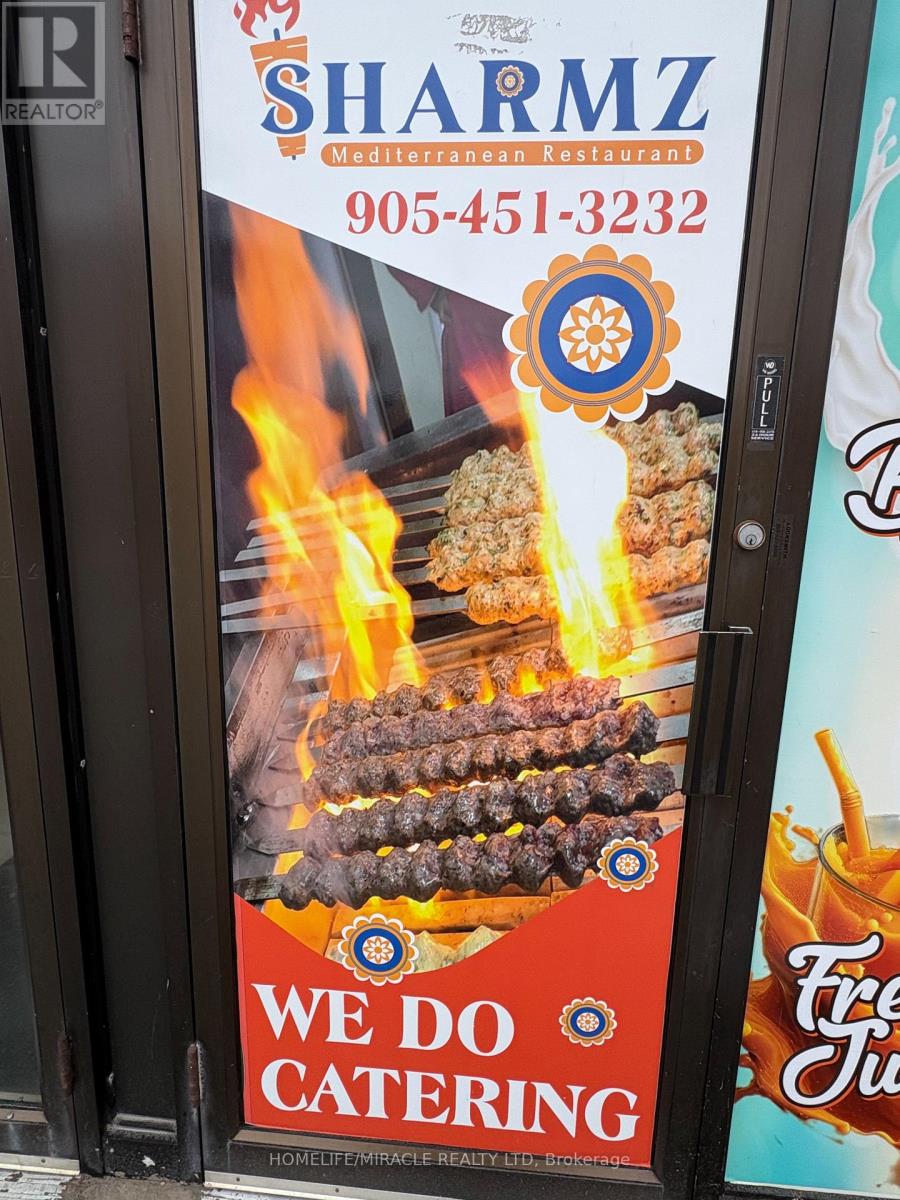 3 - 135 Main Street N, Brampton, Ontario  L6X 1M9 - Photo 9 - W12878580