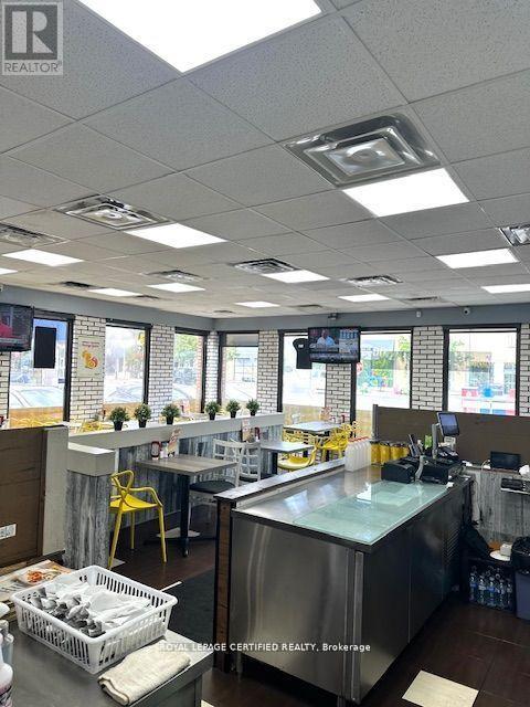 2947 A Bloor Street W, Toronto, Ontario  M8X 1B8 - Photo 3 - W12878594