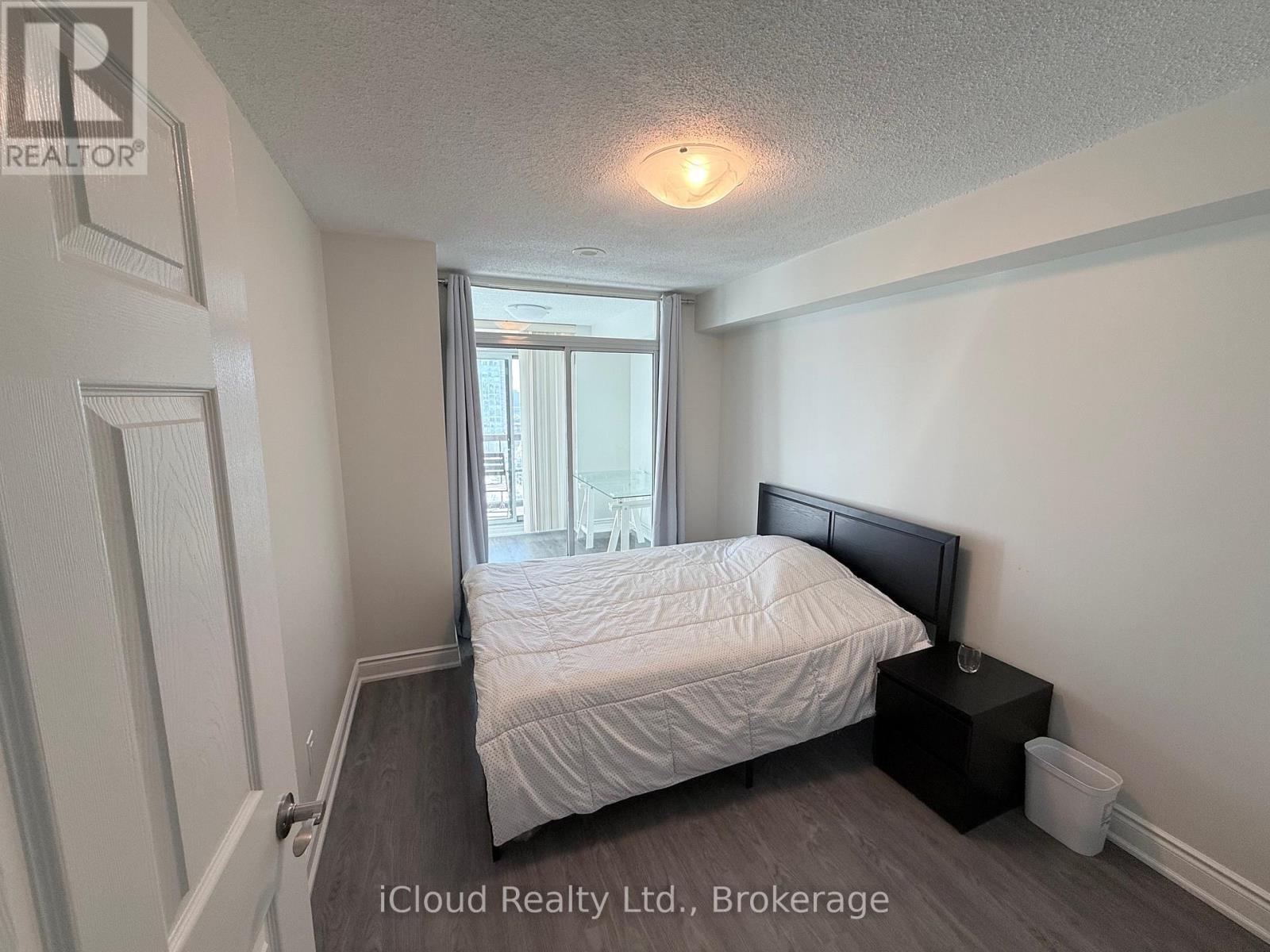 1509 - 156 Enfield Place, Mississauga, Ontario  L5B 4L8 - Photo 14 - W12878596