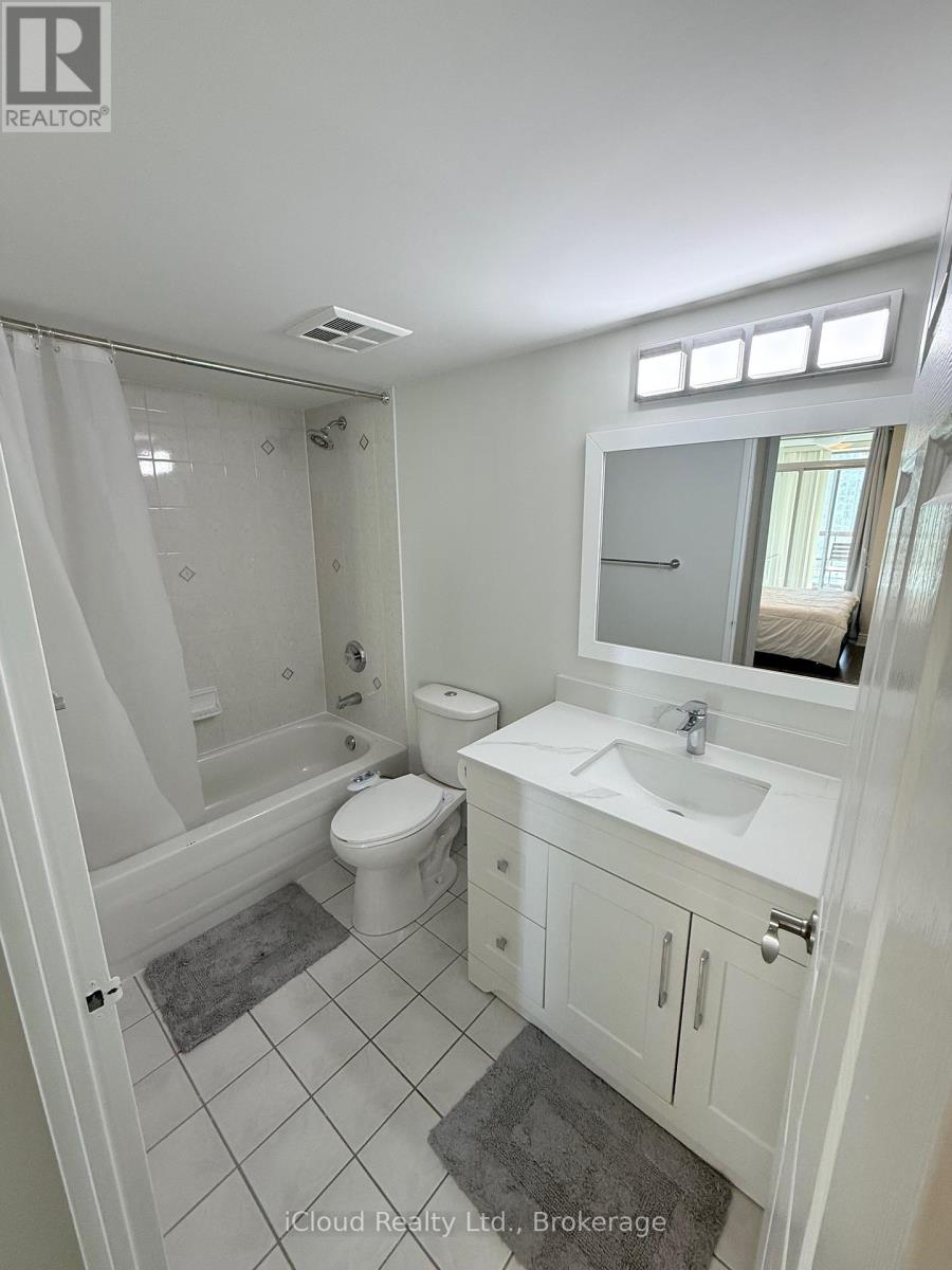 1509 - 156 Enfield Place, Mississauga, Ontario  L5B 4L8 - Photo 17 - W12878596