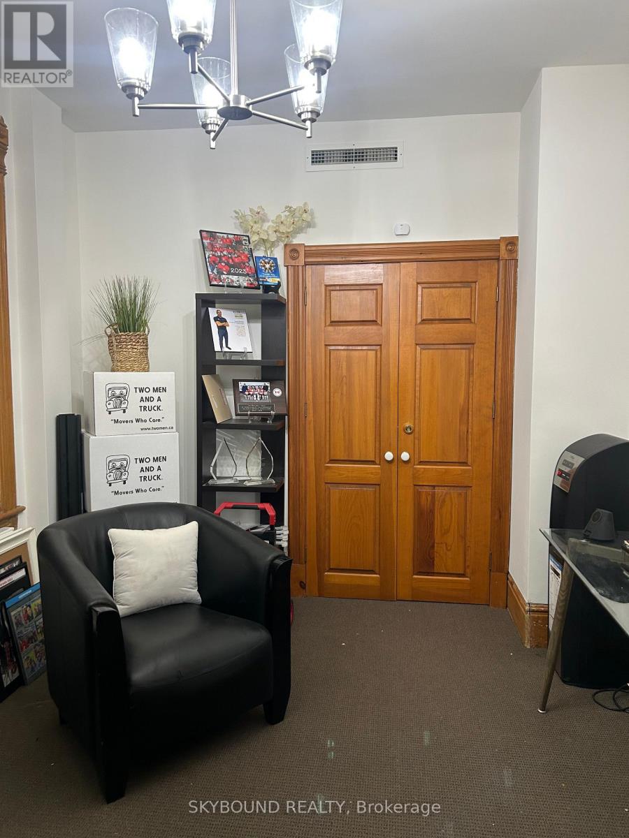 196 Evans Avenue, Toronto, Ontario  M8Z 1J7 - Photo 3 - W12878602