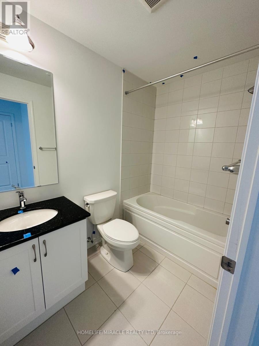 232 Keppel Circle, Brampton, Ontario  L7A 5K3 - Photo 2 - W12878606