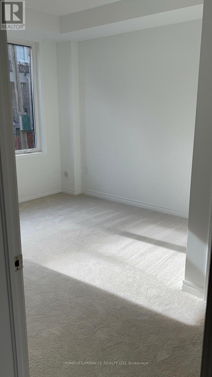 232 Keppel Circle, Brampton, Ontario  L7A 5K3 - Photo 6 - W12878606