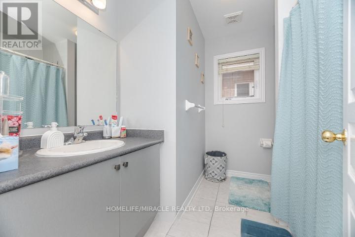 25 Baby Pointe Trail, Brampton, Ontario  L7A 0W3 - Photo 10 - W12878632