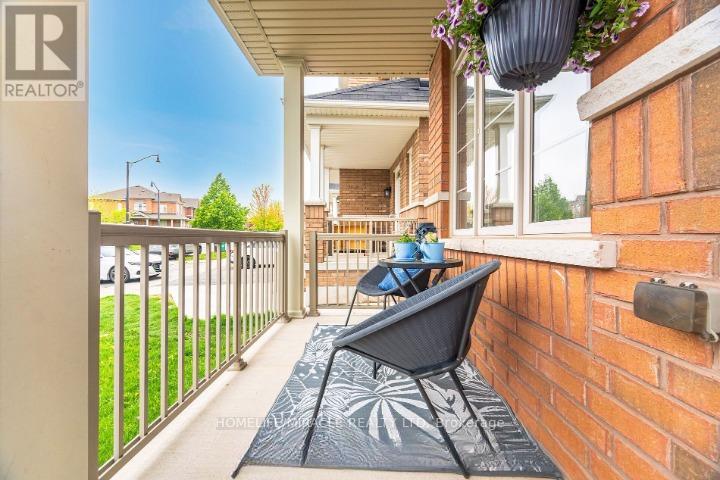 25 Baby Pointe Trail, Brampton, Ontario  L7A 0W3 - Photo 2 - W12878632