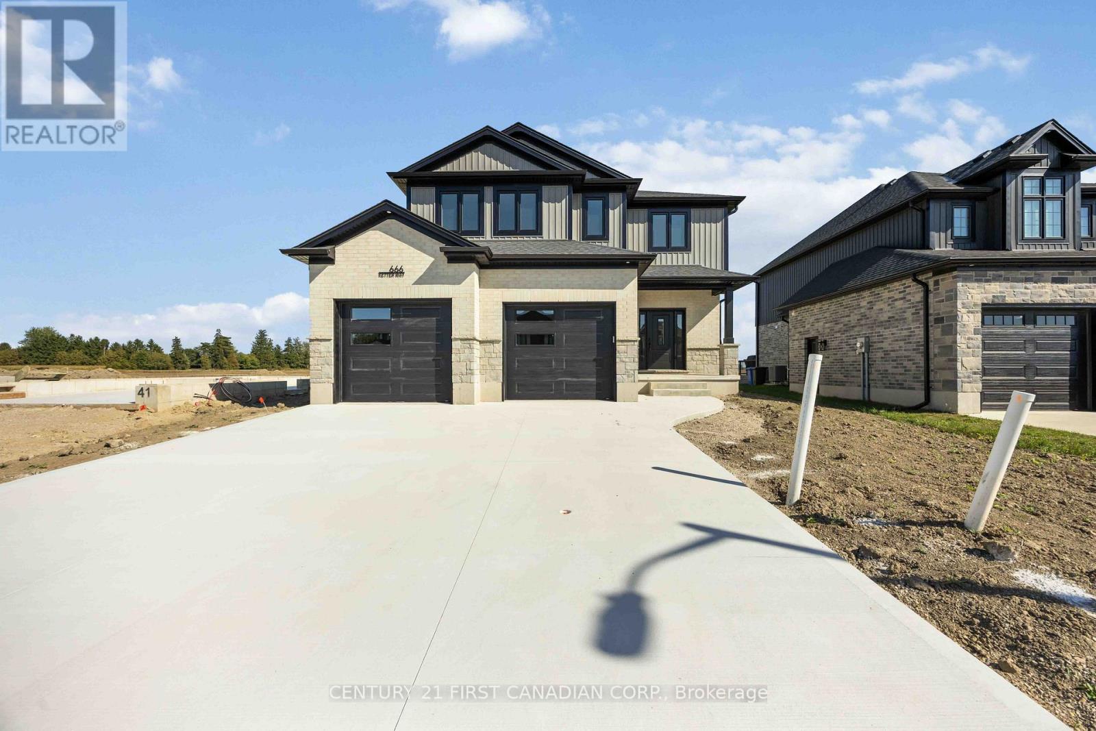 115 Addison Avenue, Lucan Biddulph (Lucan), Ontario  N0M 2J0 - Photo 2 - X12878522