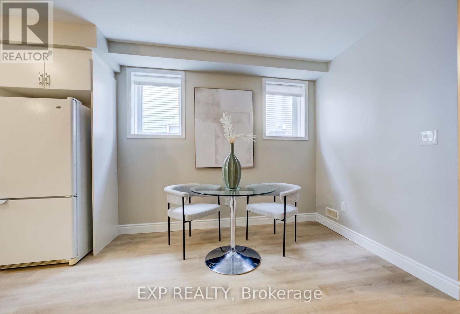 A - 246 Westmeadow Drive, Kitchener, Ontario  N2N 0A1 - Photo 11 - X12878586