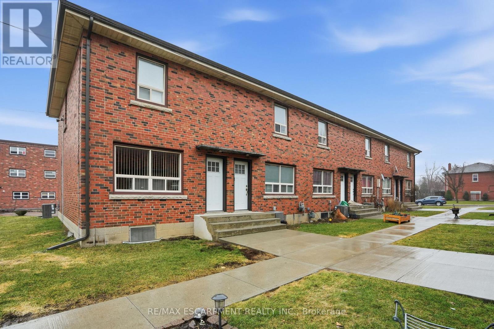 424 East 42nd Street, Hamilton, Ontario  L8T 3A9 - Photo 14 - X12878610