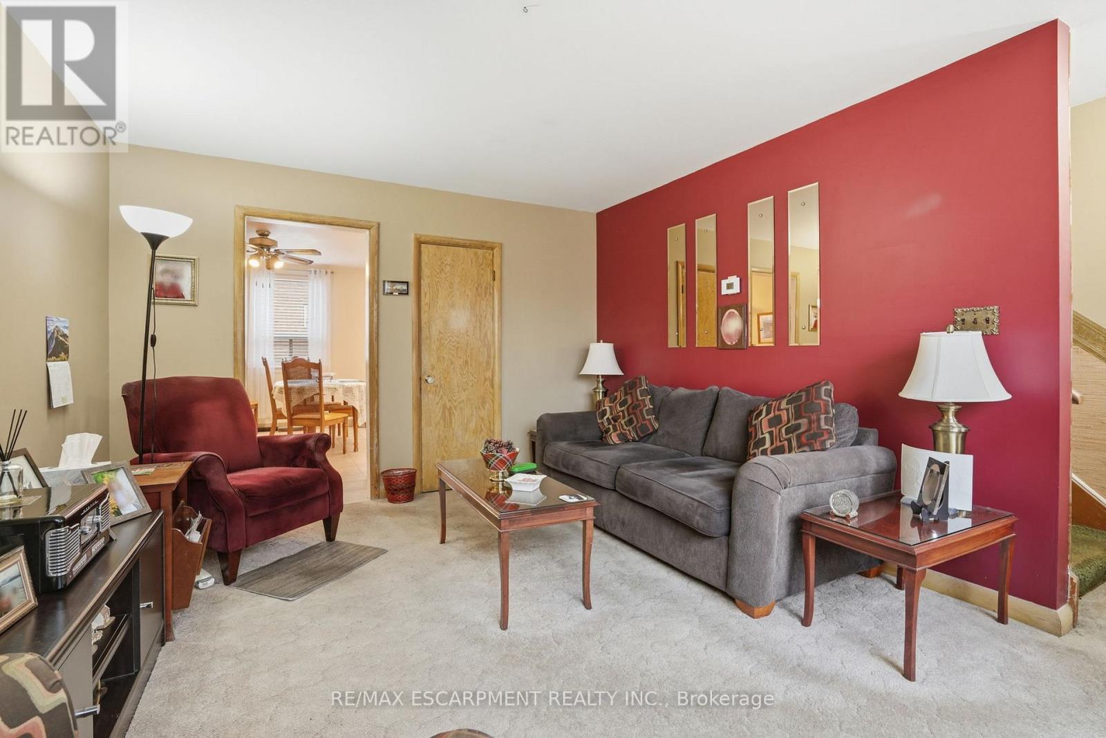 424 East 42nd Street, Hamilton, Ontario  L8T 3A9 - Photo 8 - X12878610