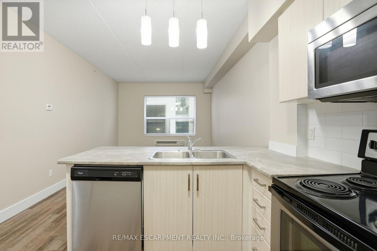 309 - 149 Main Street W, Hamilton, Ontario  L8P 1H9 - Photo 10 - X12878626