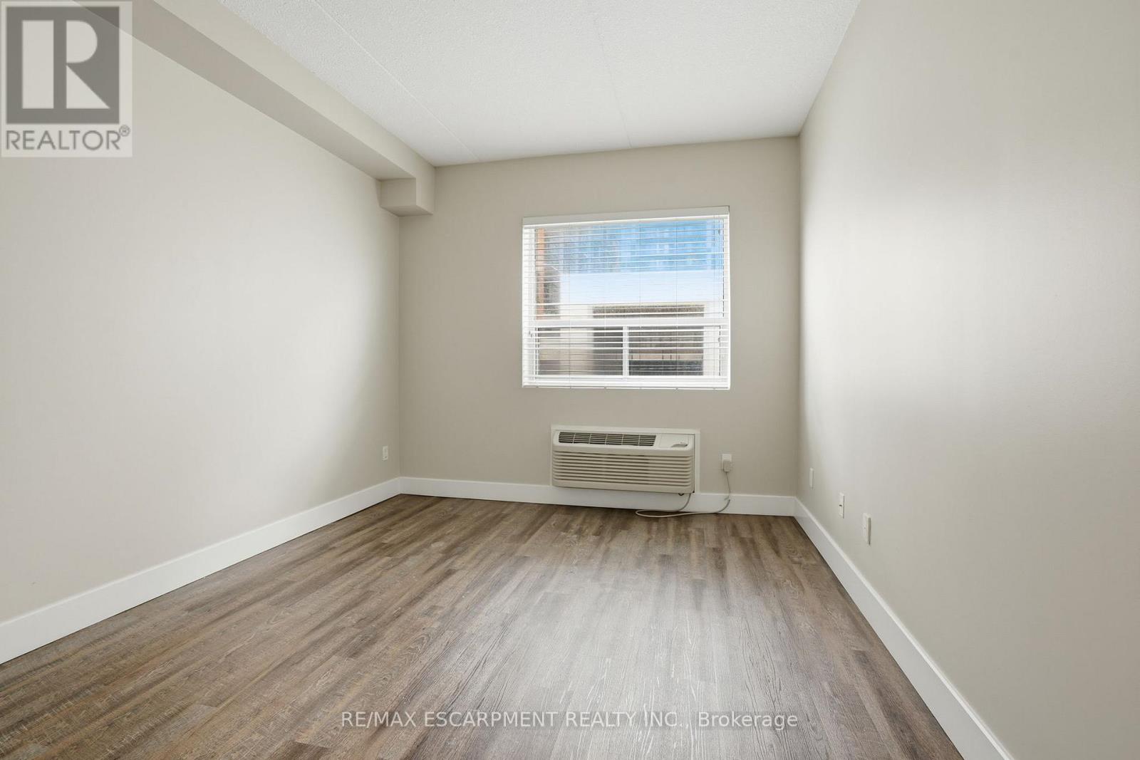 309 - 149 Main Street W, Hamilton, Ontario  L8P 1H9 - Photo 15 - X12878626