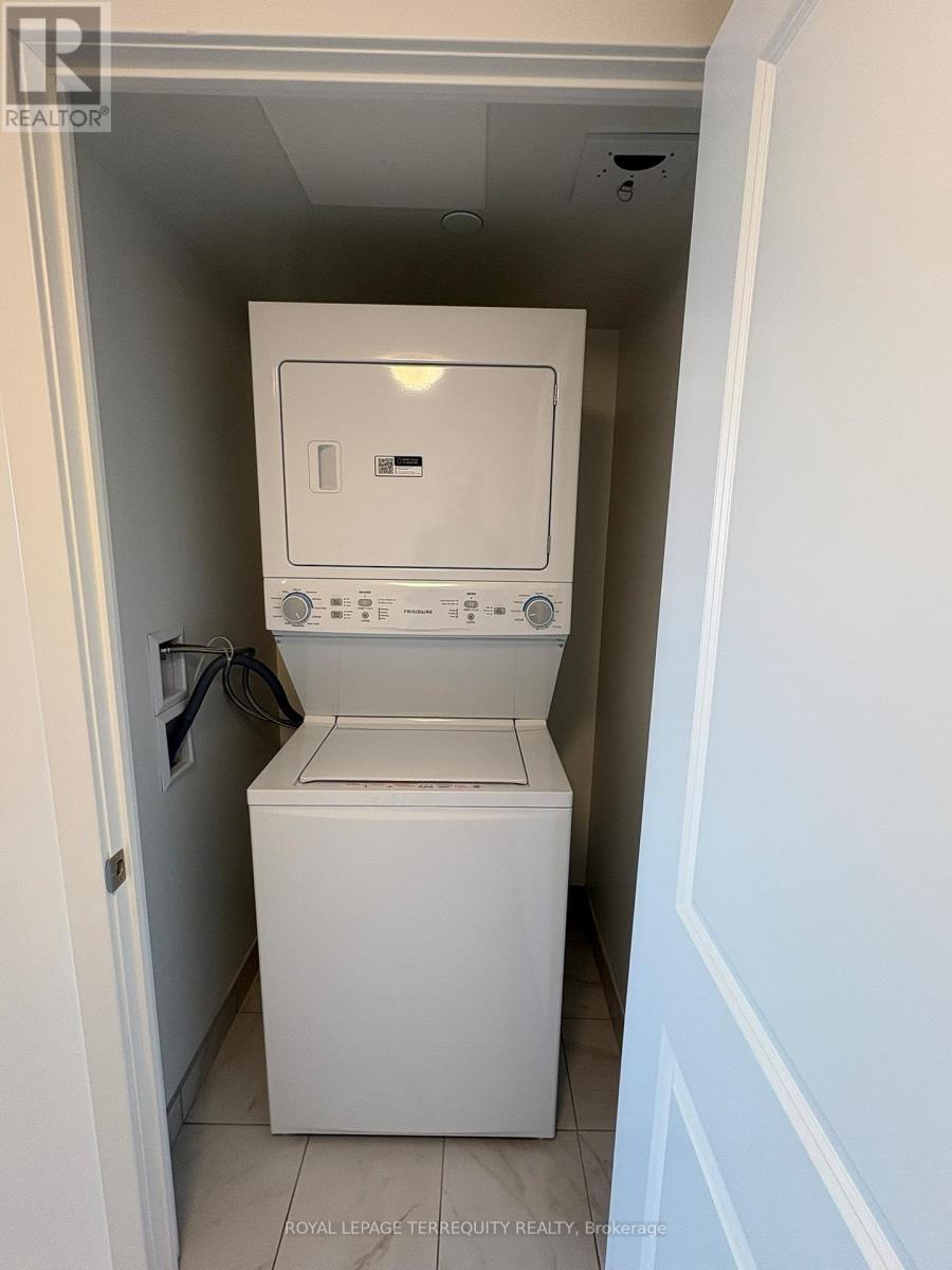 404 - 1010 Sandy Beach Road, Pickering, Ontario  L1W 0C7 - Photo 15 - E12877618