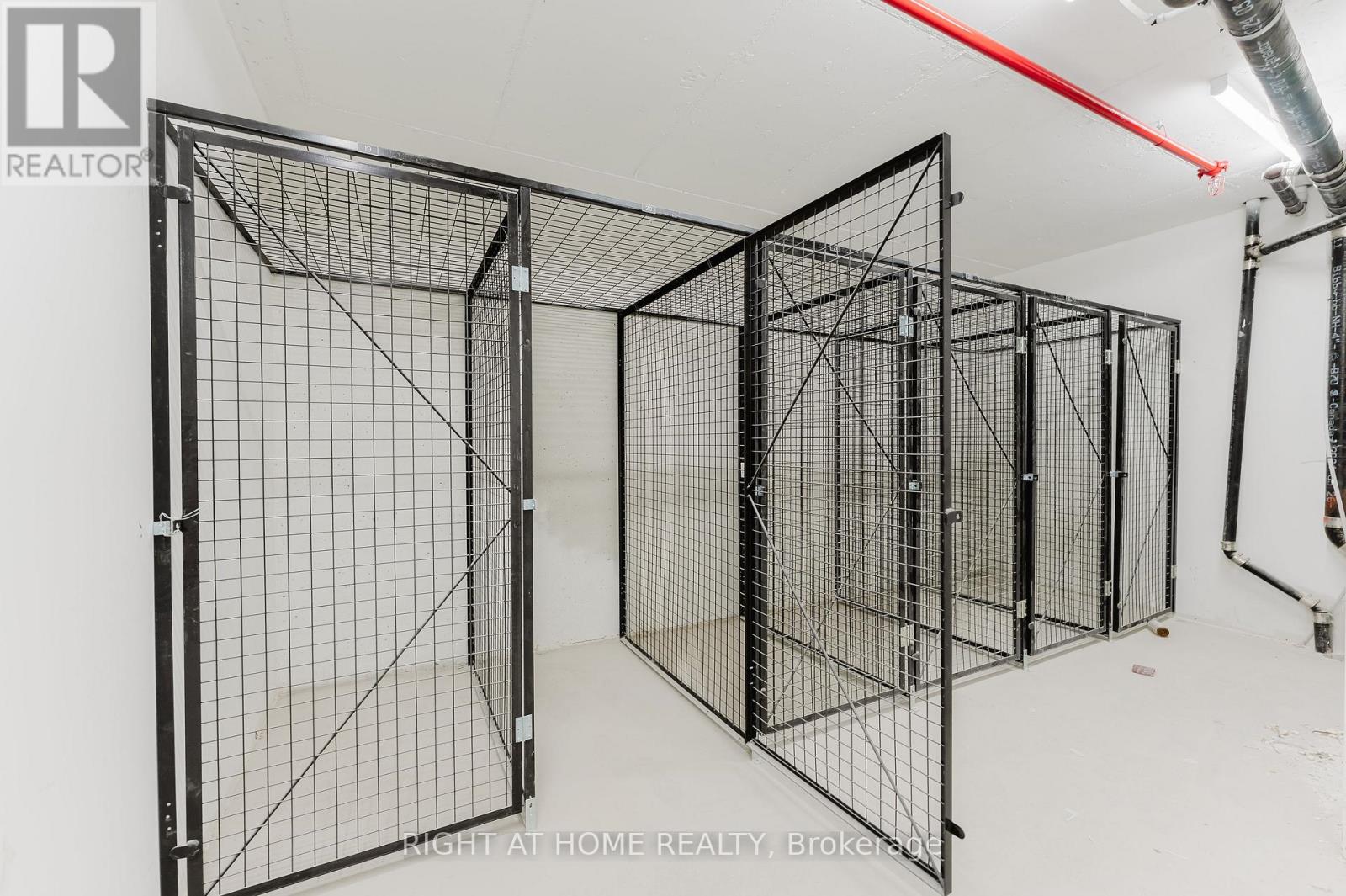 1010 Sandy Beach Road, Pickering, Ontario  L1W 0C7 - Photo 16 - E12869326