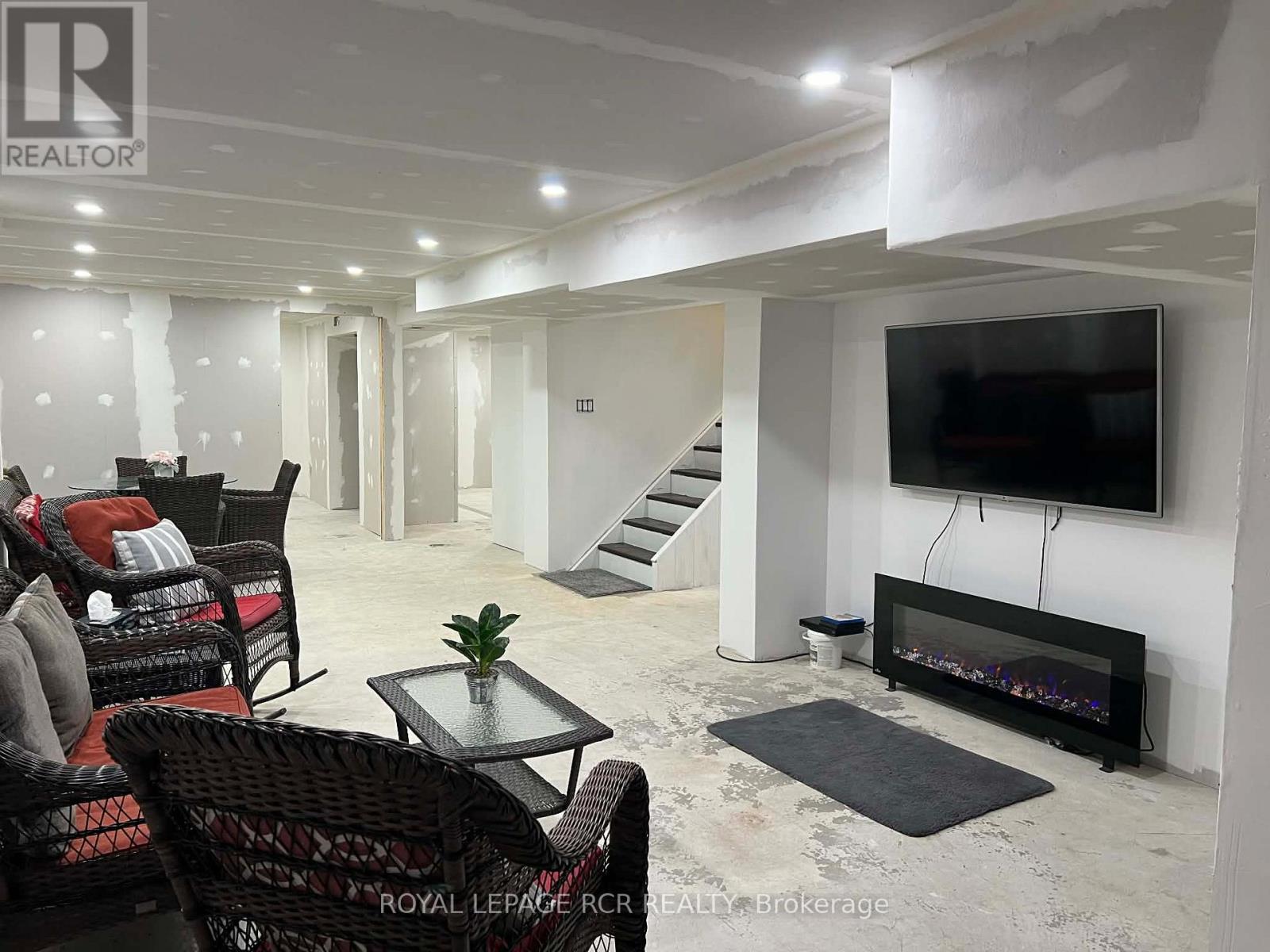 8400 Ontario 89 Highway, Adjala-Tosorontio, Ontario  L9R 1V1 - Photo 38 - N12505862