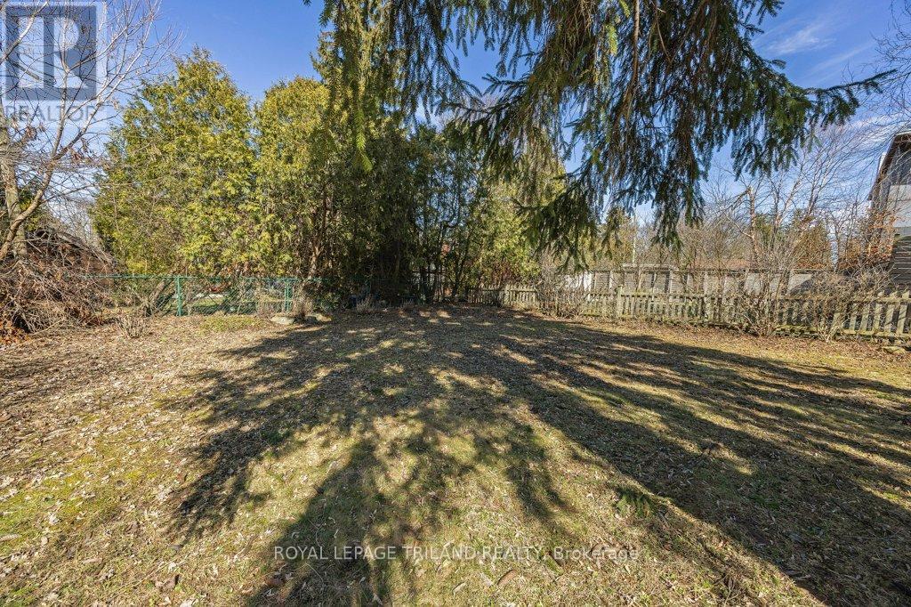 96 Base Line Road E, London South, Ontario  N6C 2N8 - Photo 43 - X12874790
