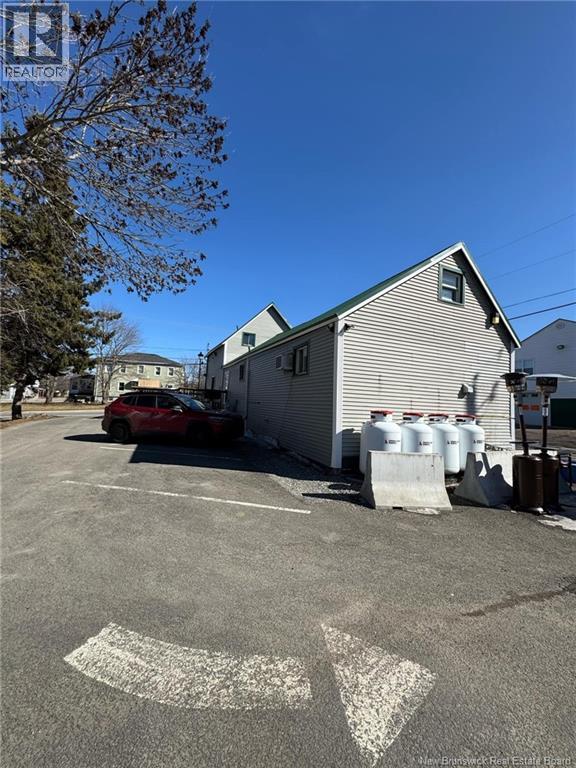 1051 Main Street, Hampton, New Brunswick  E5N 6E9 - Photo 34 - NB114052
