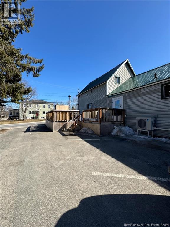 1051 Main Street, Hampton, New Brunswick  E5N 6E9 - Photo 36 - NB114052