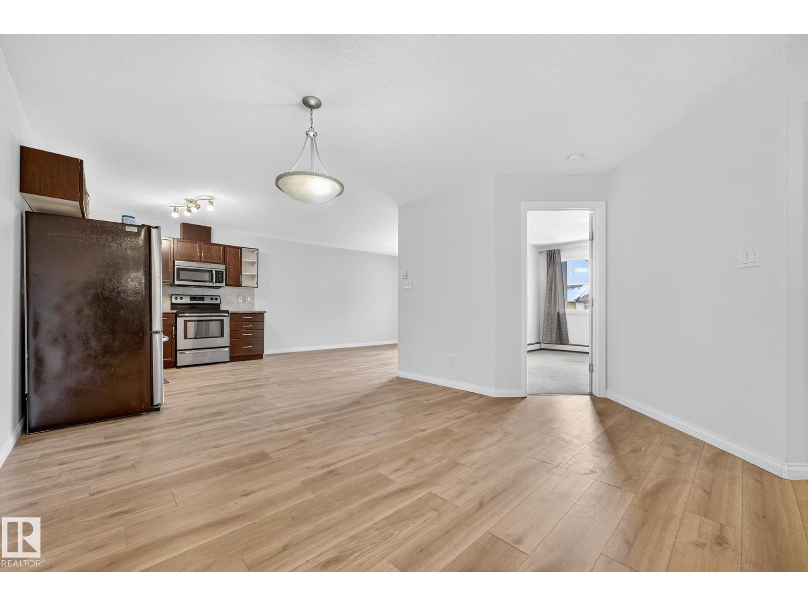 #416 1204 156 St Nw, Edmonton, Alberta  T6R 0R6 - Photo 5 - E4475019