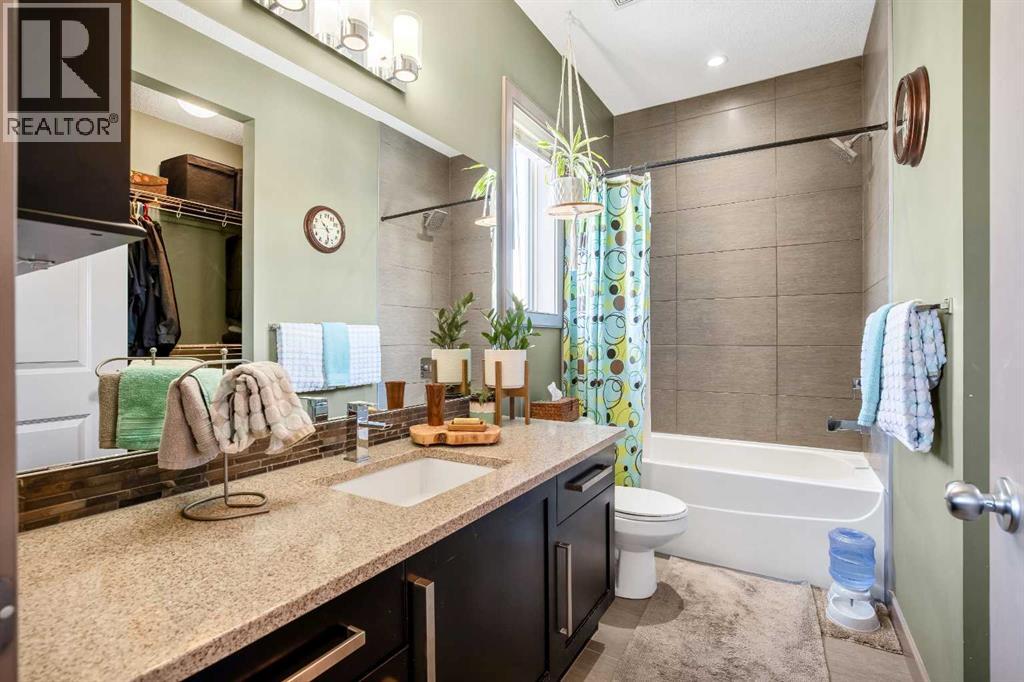 77 Elgin Meadows Manor Se, Calgary, Alberta  T2Z 0S1 - Photo 22 - A2289947