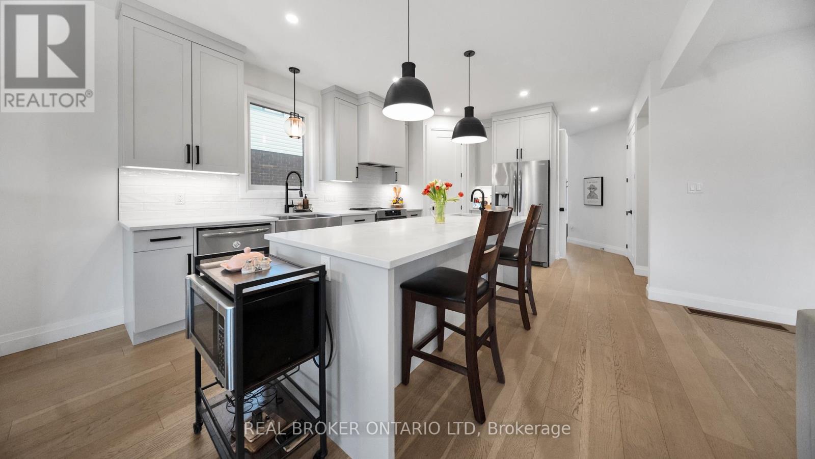 68 Locky Lane, Middlesex Centre, Ontario  N0L 1R0 - Photo 12 - X12878660