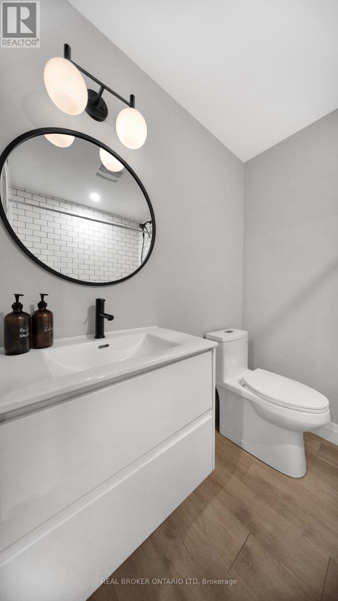 68 Locky Lane, Middlesex Centre, Ontario  N0L 1R0 - Photo 34 - X12878660