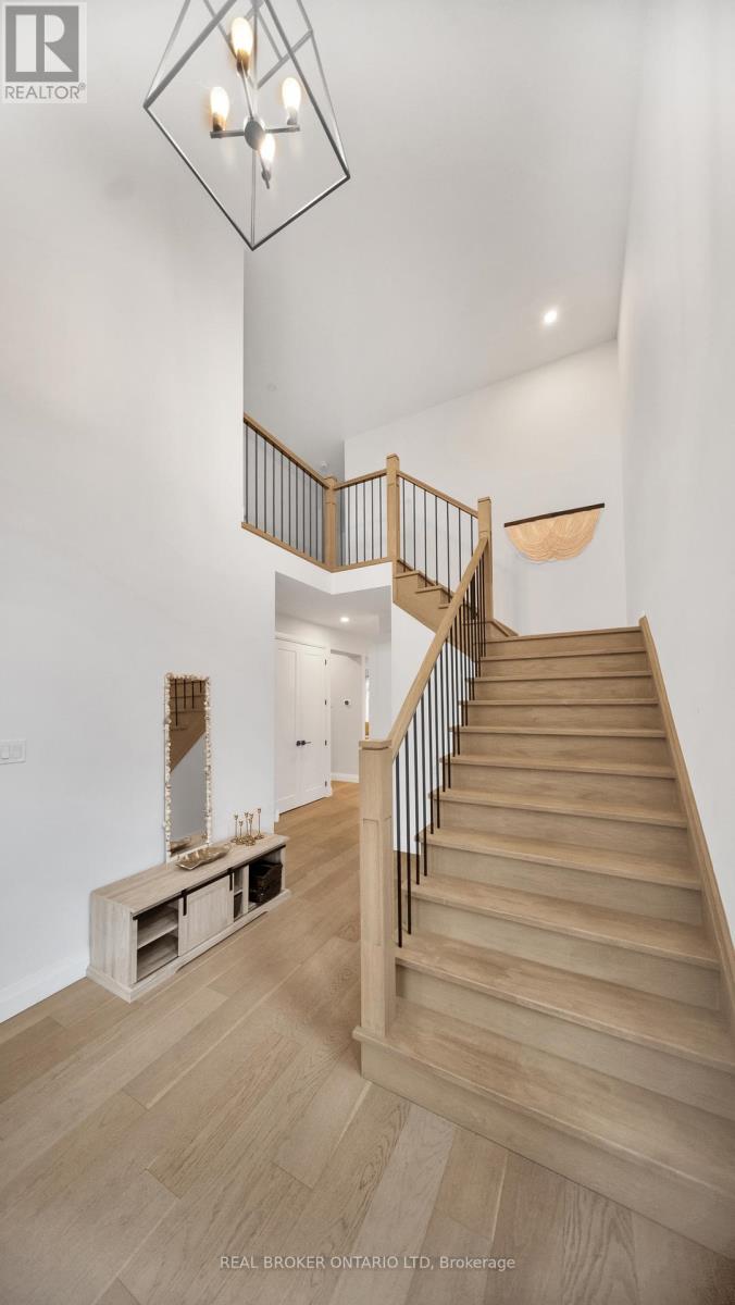 68 Locky Lane, Middlesex Centre, Ontario  N0L 1R0 - Photo 4 - X12878660