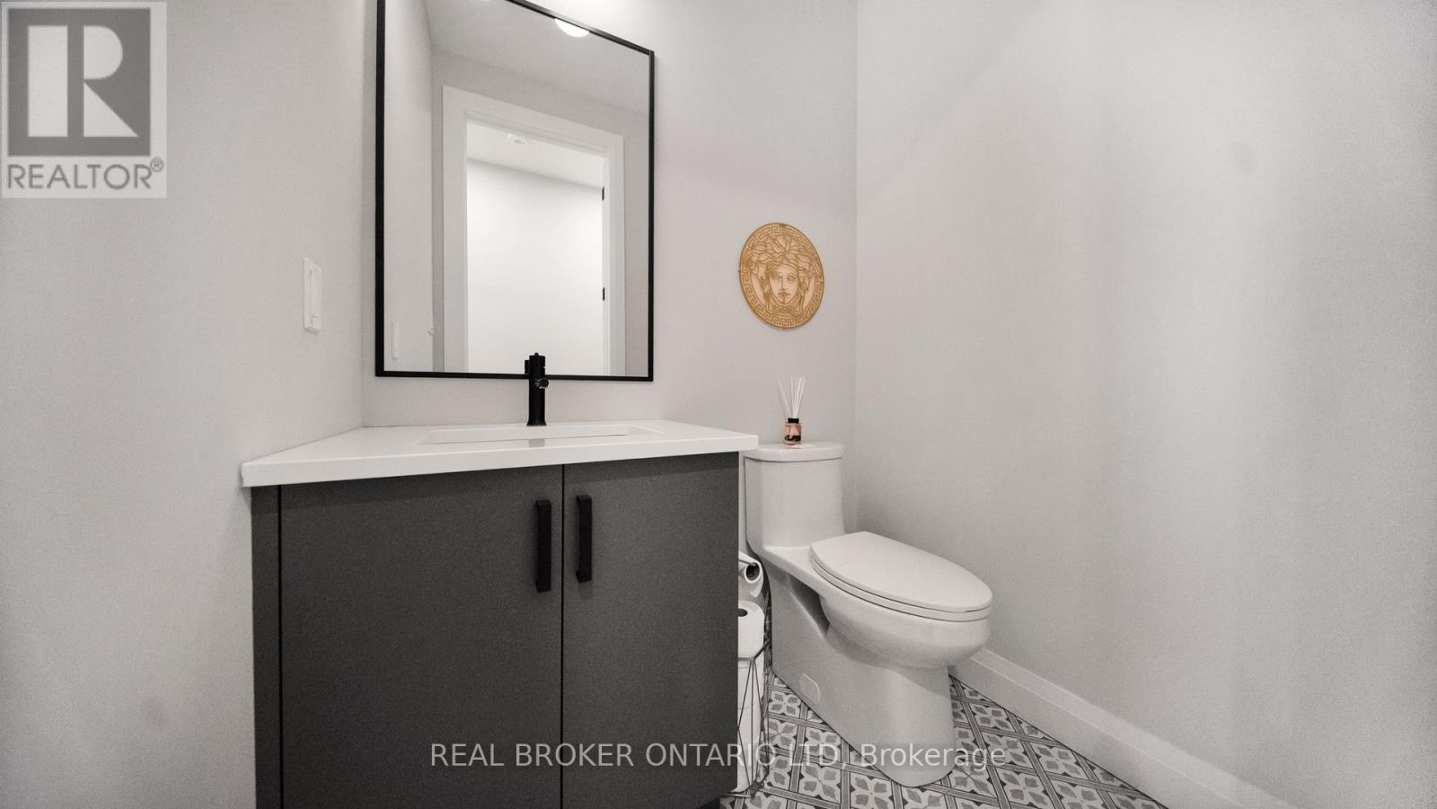 68 Locky Lane, Middlesex Centre, Ontario  N0L 1R0 - Photo 5 - X12878660