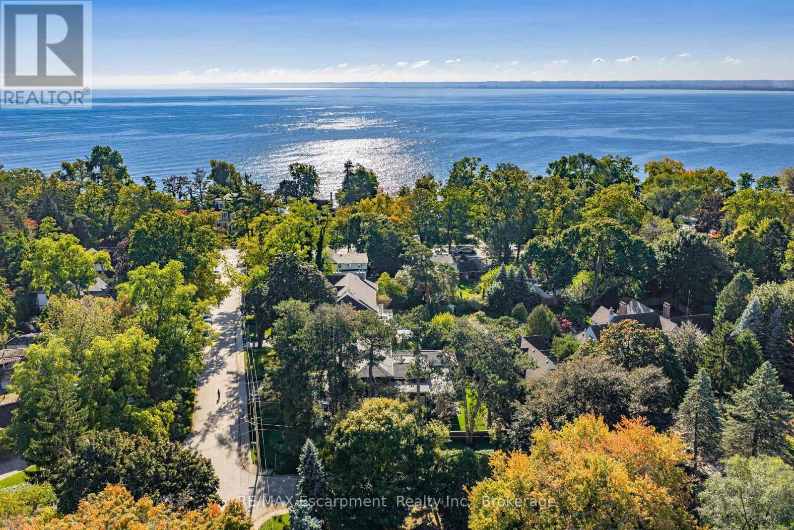 238 Hart Avenue, Burlington, Ontario  L7N 1P1 - Photo 50 - W12878512