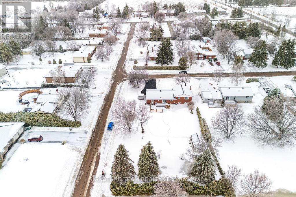 107 Brooklyn Street, Laurentian Valley, Ontario  K8B 1B5 - Photo 12 - X12878672