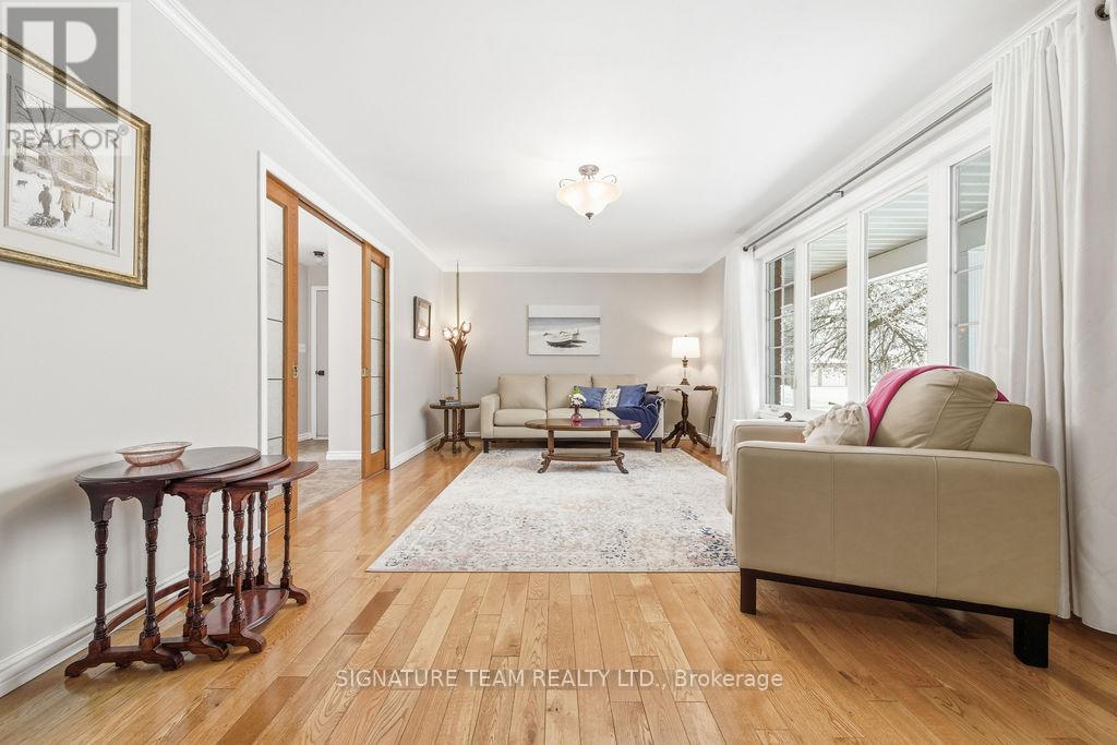 107 Brooklyn Street, Laurentian Valley, Ontario  K8B 1B5 - Photo 18 - X12878672