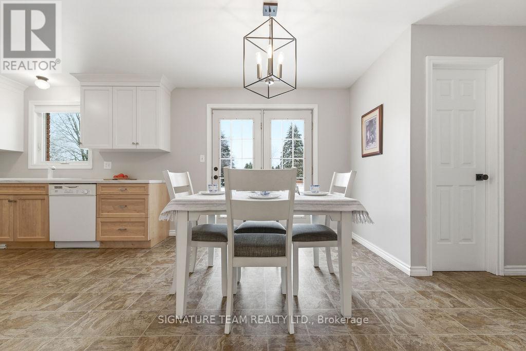 107 Brooklyn Street, Laurentian Valley, Ontario  K8B 1B5 - Photo 23 - X12878672