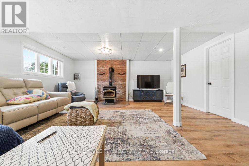 107 Brooklyn Street, Laurentian Valley, Ontario  K8B 1B5 - Photo 37 - X12878672