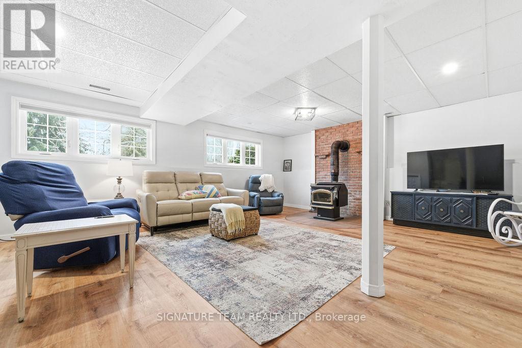 107 Brooklyn Street, Laurentian Valley, Ontario  K8B 1B5 - Photo 38 - X12878672