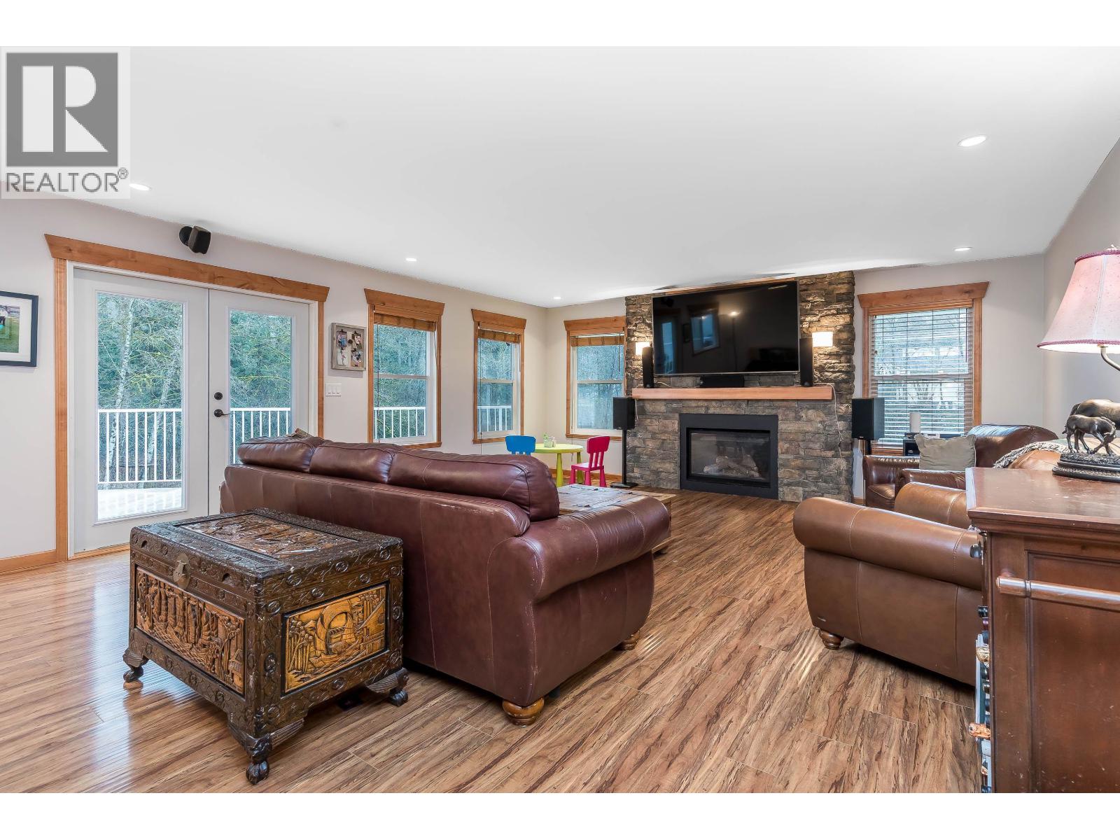 25700 116 Avenue, Maple Ridge, British Columbia  V4R 1Z6 - Photo 8 - R3099118