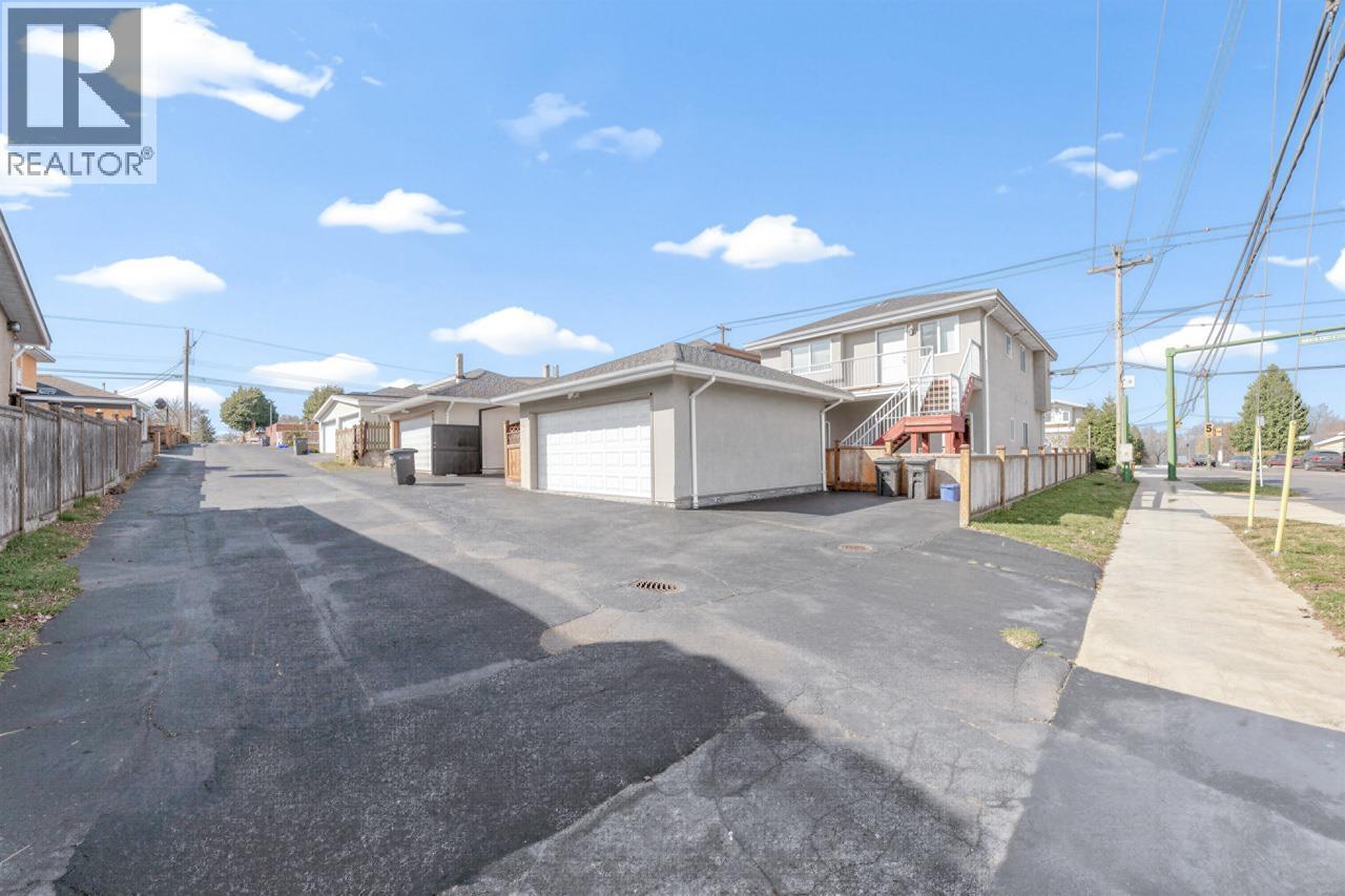 6698 Union Street, Burnaby, British Columbia  V5B 1X1 - Photo 2 - R3099451