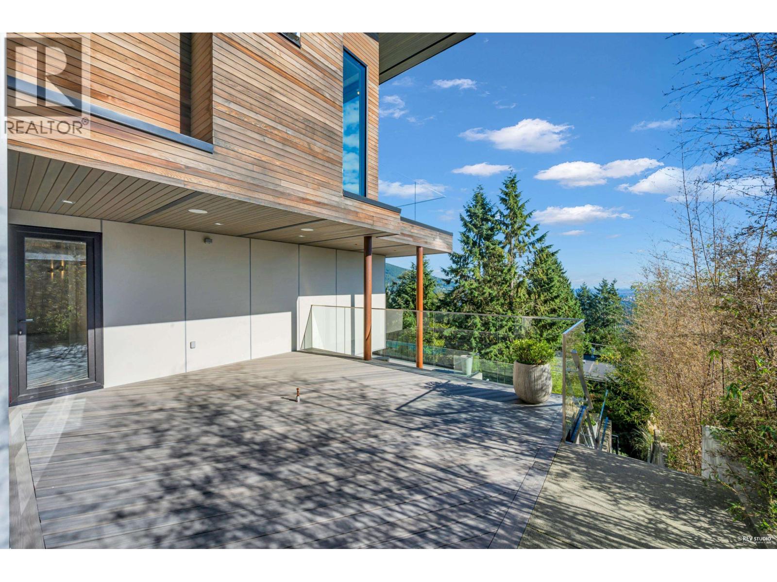 535 Craigmohr Drive, West Vancouver, British Columbia  V7S 1W8 - Photo 32 - R3099464