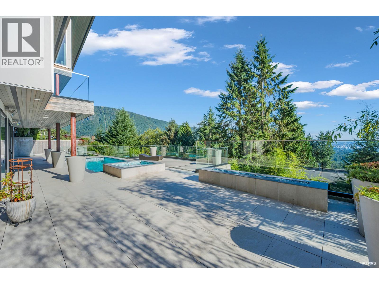 535 Craigmohr Drive, West Vancouver, British Columbia  V7S 1W8 - Photo 33 - R3099464