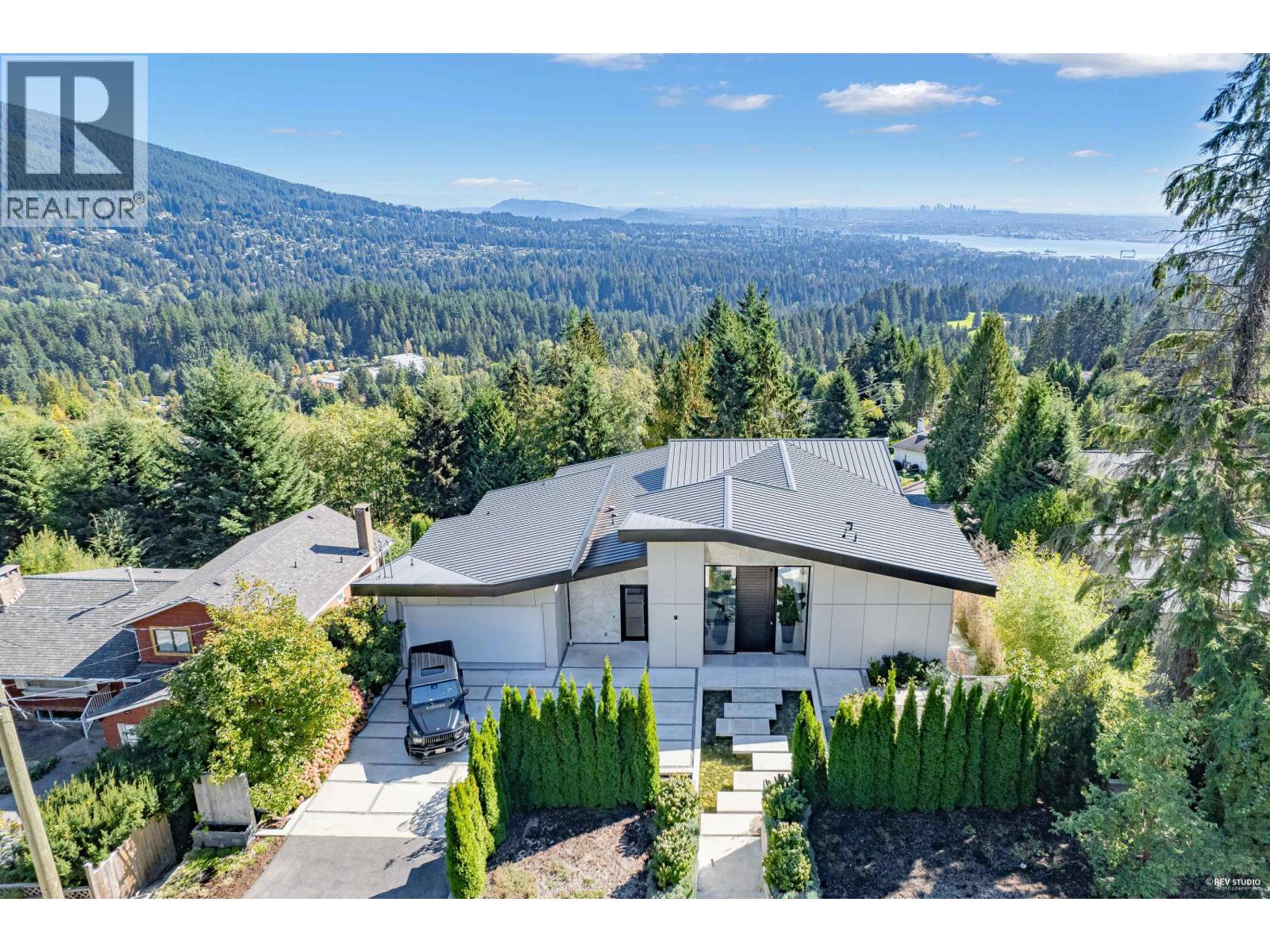 535 Craigmohr Drive, West Vancouver, British Columbia  V7S 1W8 - Photo 37 - R3099464