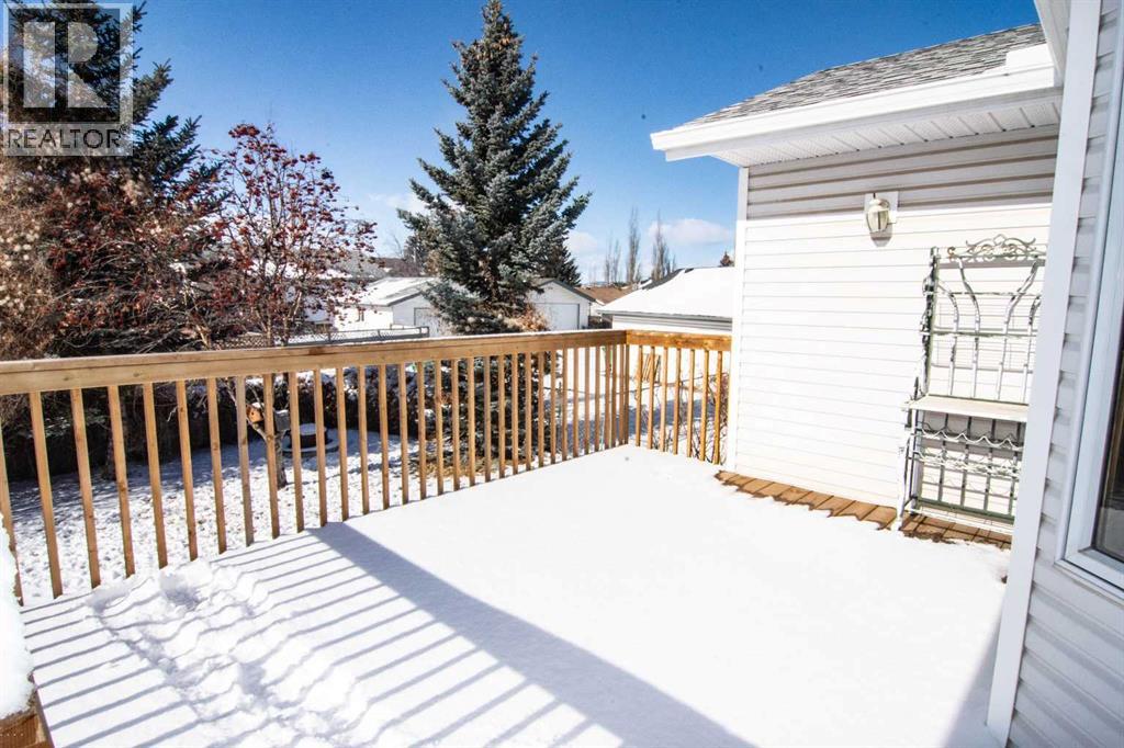 18 West Murphy Place, Cochrane, Alberta  T4C 1L8 - Photo 27 - A2292794