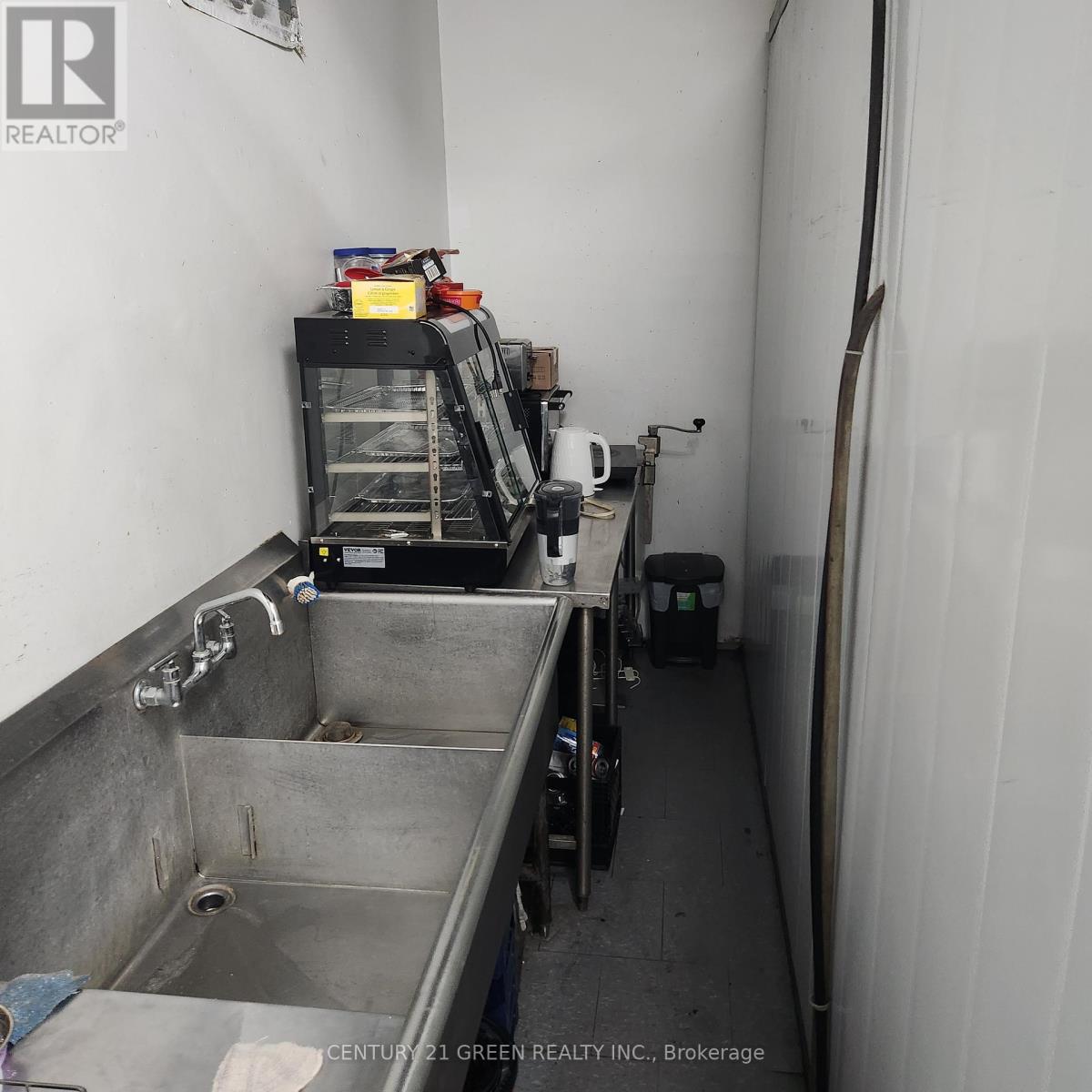 3 - 136 Guelph Street, Halton Hills, Ontario  L7G 4A5 - Photo 30 - W12878582