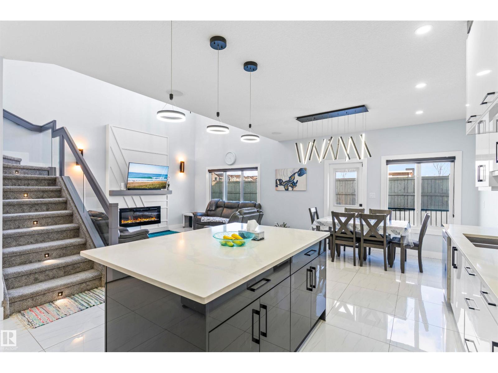 1847 18 Street Nw St Nw, Edmonton, Alberta  T6T 2M9 - Photo 15 - E4477220