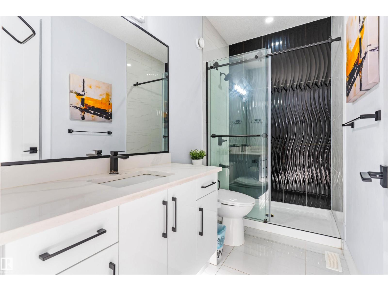 1847 18 Street Nw St Nw, Edmonton, Alberta  T6T 2M9 - Photo 7 - E4477220